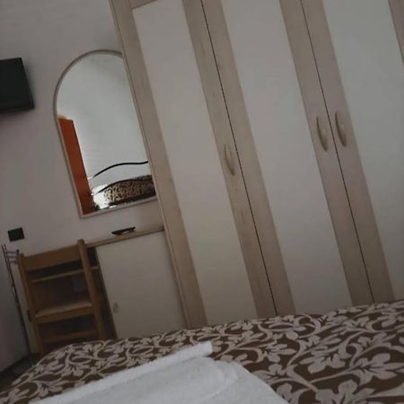 Hotel Ducale Bellaria-Igea Marina Exteriör bild